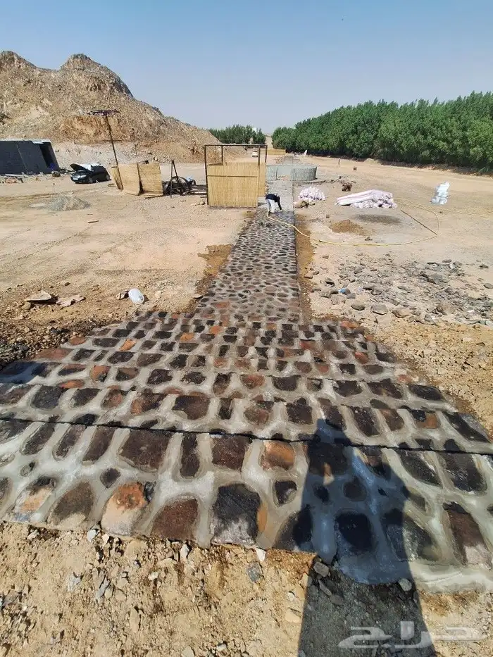 معلم حجر رباريب ممرات قوايم تلابيس جدران انترلوك بندورات 0