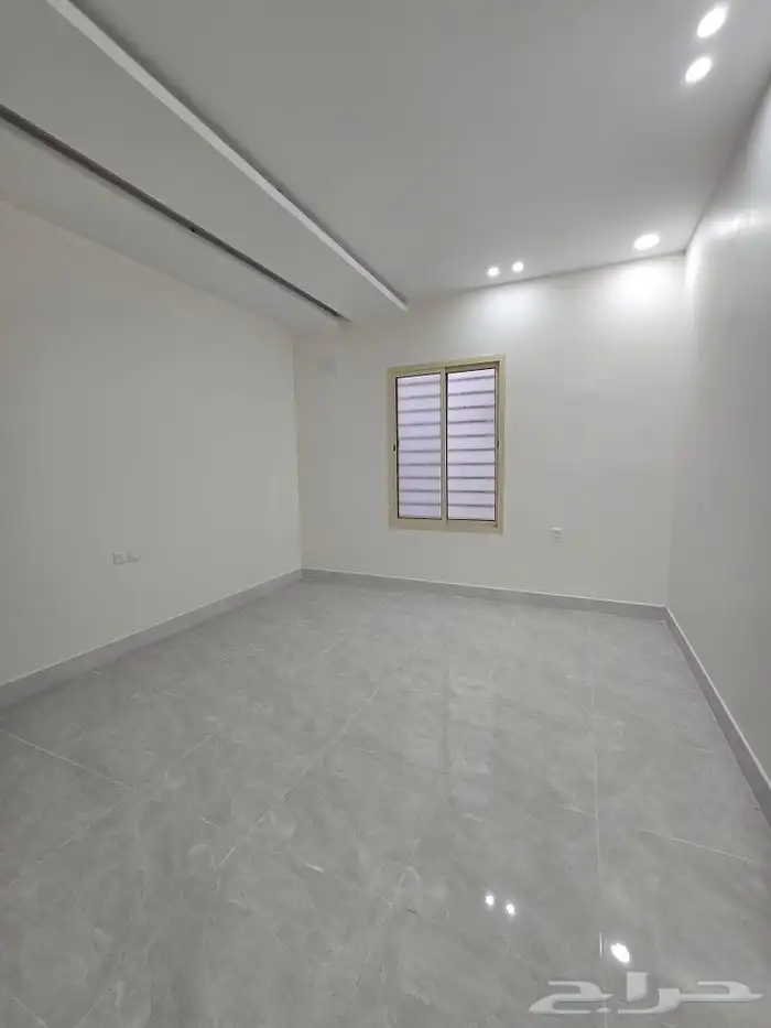 للبيع روف علوى مع ملحق مصعدراكب ومطابخ جاهزه650 ألف احدرفيدة 20