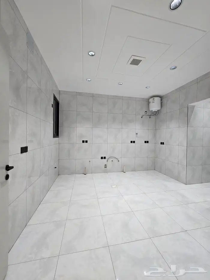 للبيع روف ارضي مع ملحق7غرفVIPحوش مدخل سياره ط الثمانين720ألف 11