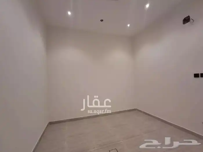 للبيع تاون هاوس نظام 3 ادوار 780 الف 4