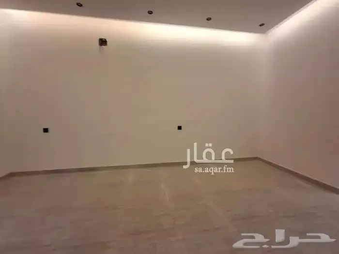 للبيع تاون هاوس نظام 3 ادوار 780 الف 3