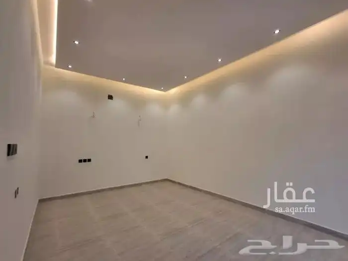 للبيع تاون هاوس نظام 3 ادوار 780 الف 8