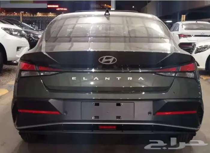 هيونداي الينترا 2026 3