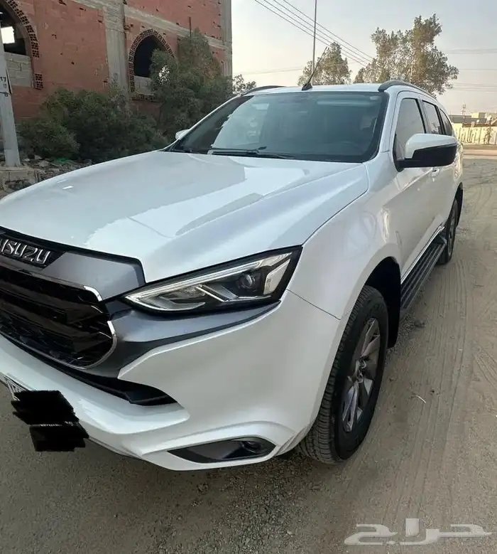 ايسوزو MUX 2024 0