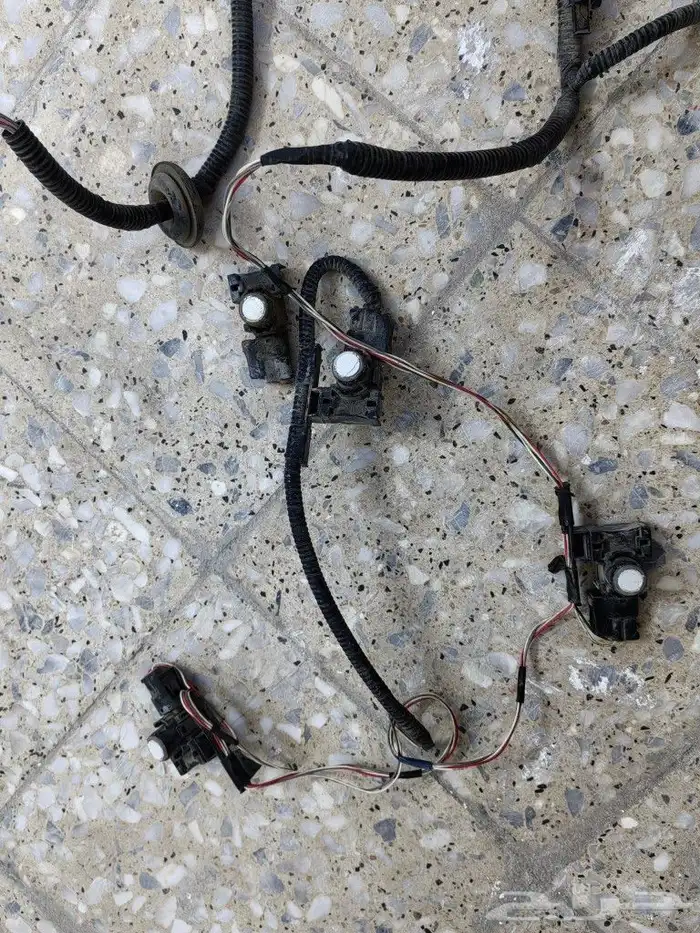 حساسات صدام لكزس 300 اي اس 1