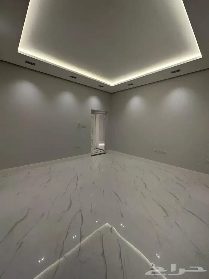 للبيع شقه تمليك بحي النزهه 259م دورين 21