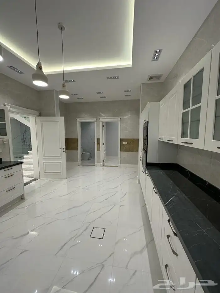 للبيع شقه تمليك بحي النزهه 259م دورين 7