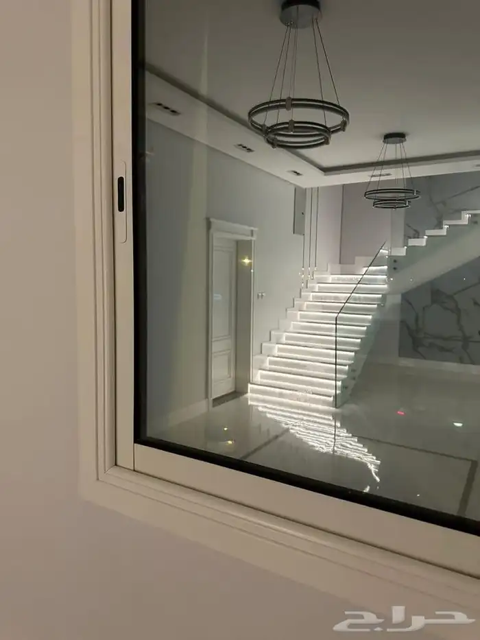 للبيع شقه تمليك بحي النزهه 259م دورين 24