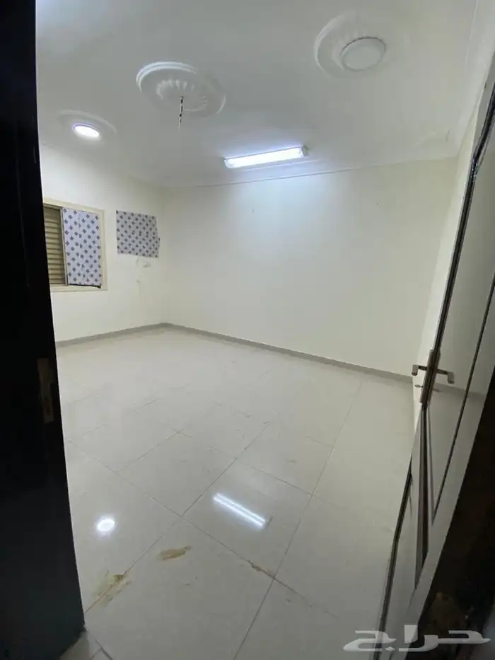 شقة للايجار حي شوران 3