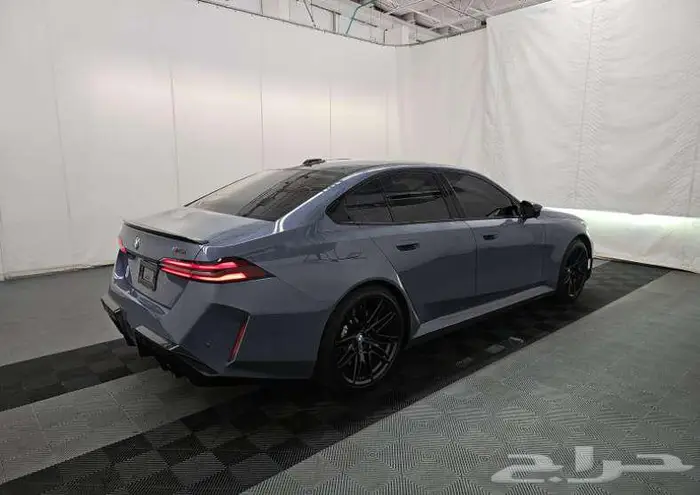 2025 BMW M5 Sedan 3