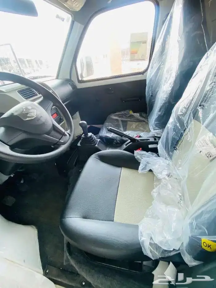 سوزوكي ايكو فإن بضاعه بنزين موديل 2025 اقساط او كاش 4