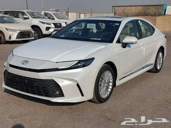 تويوتا كامري LE بنزين موديل 2025 كاش و اقساط 0
