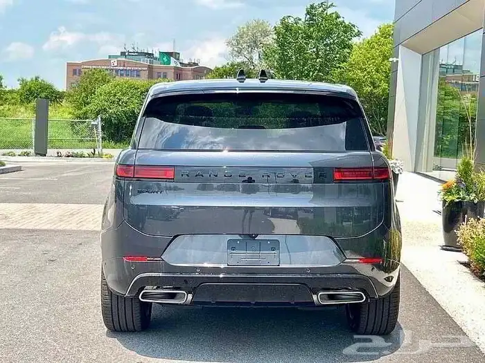 للبيع رانج روفر سبورت 2025 اصفار SE وارد كندا 2