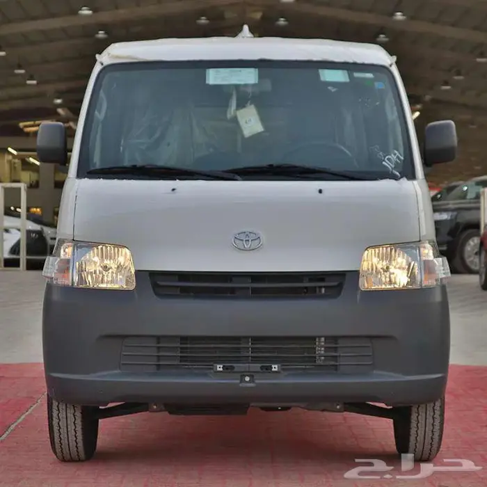 تويوتا لايت إيس 2025   باص بضاعة عادي أوتوماتيك بنزين 0