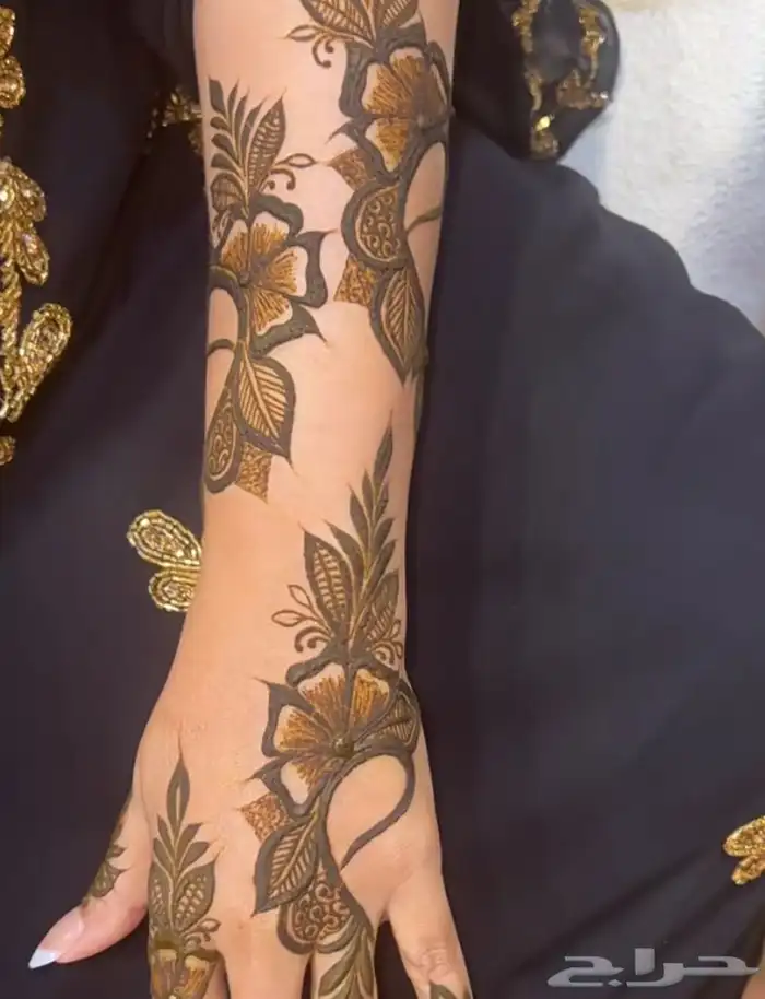 نقش حناء على حسب طلب الزباين والسعر مناسب جدا للجميع 5