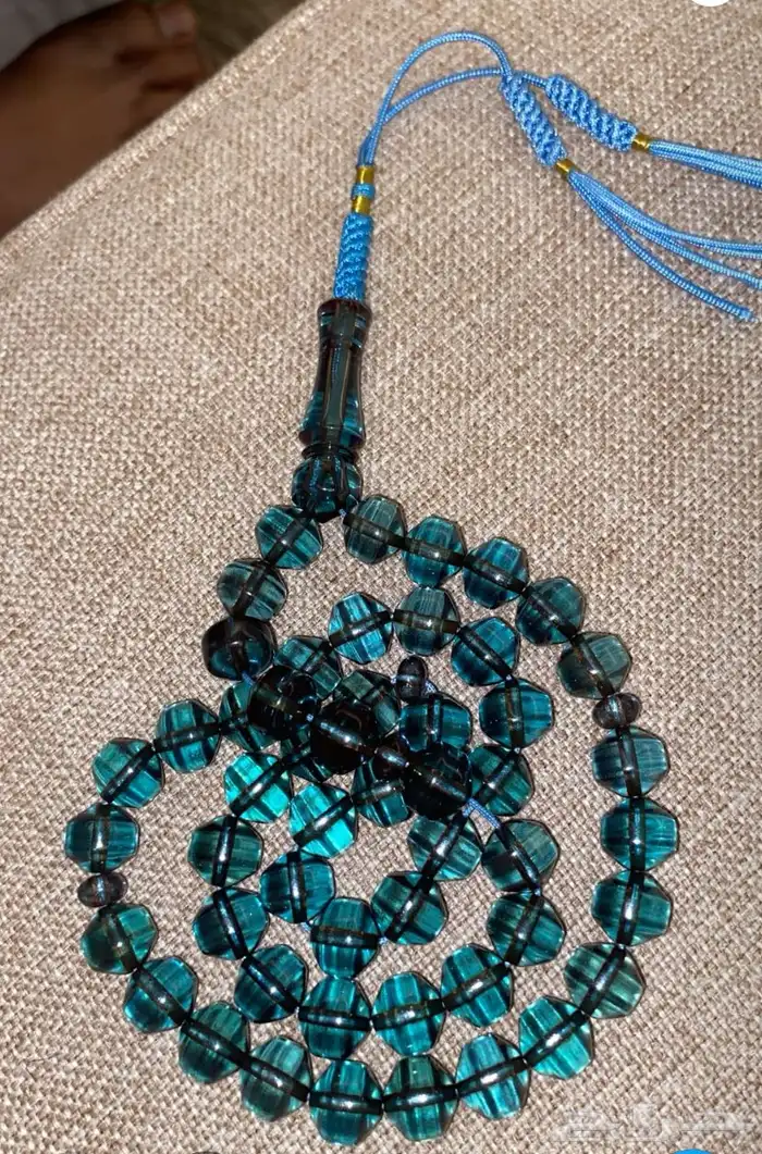 مسبحة زعفران مواصفات 51خرزه مقاس 10 50-11بريحه 1