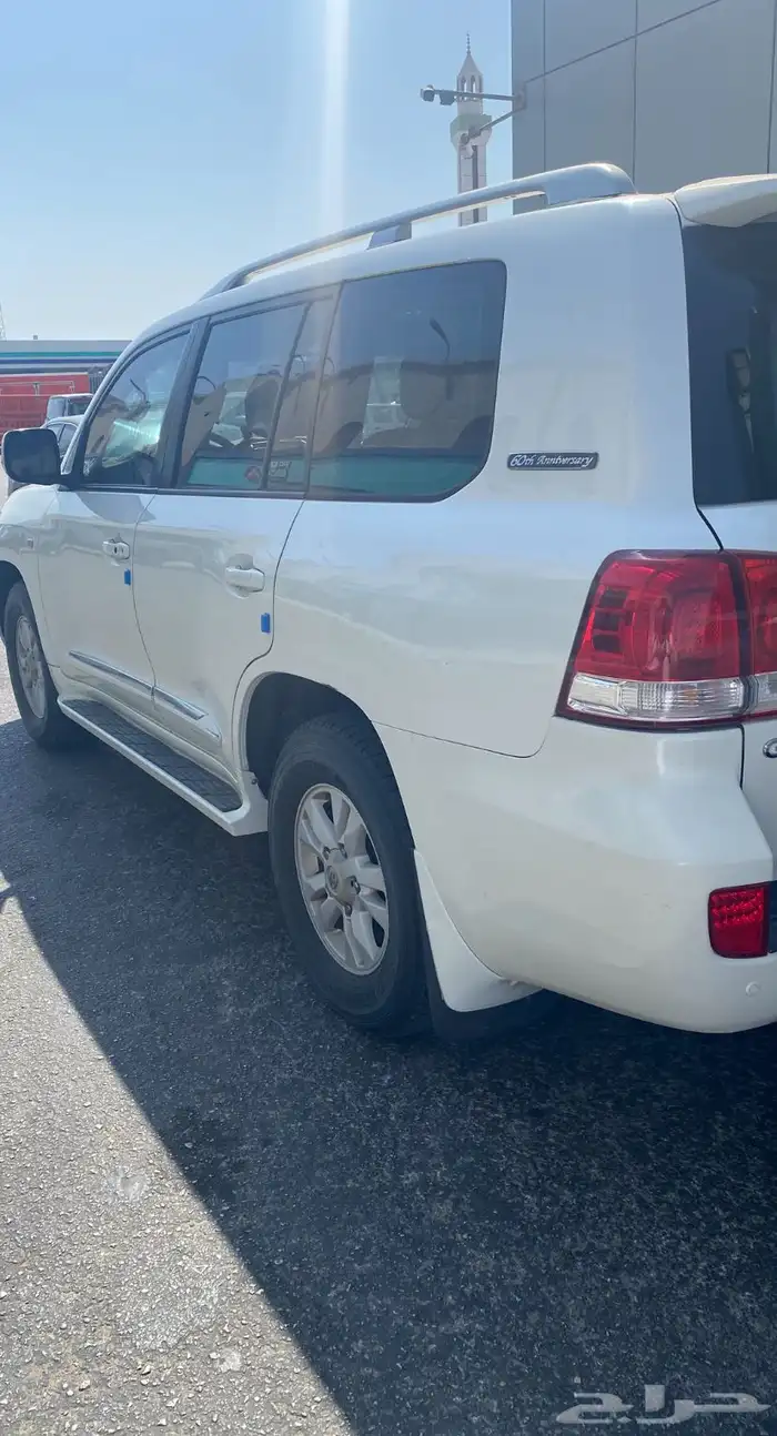 تويوتا لاند كلوزر 60 عام موديل 2011 1