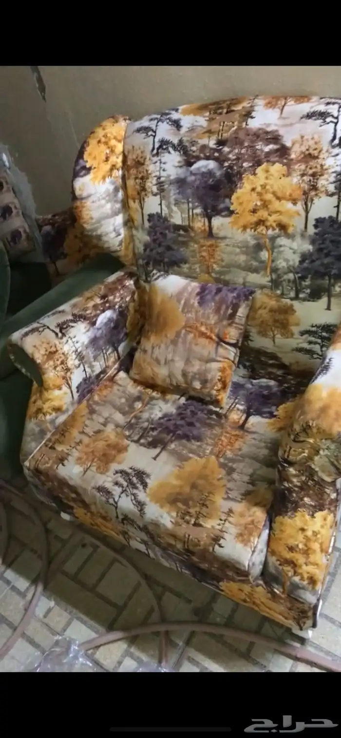 كنب نضيف نسائي للبيع 0