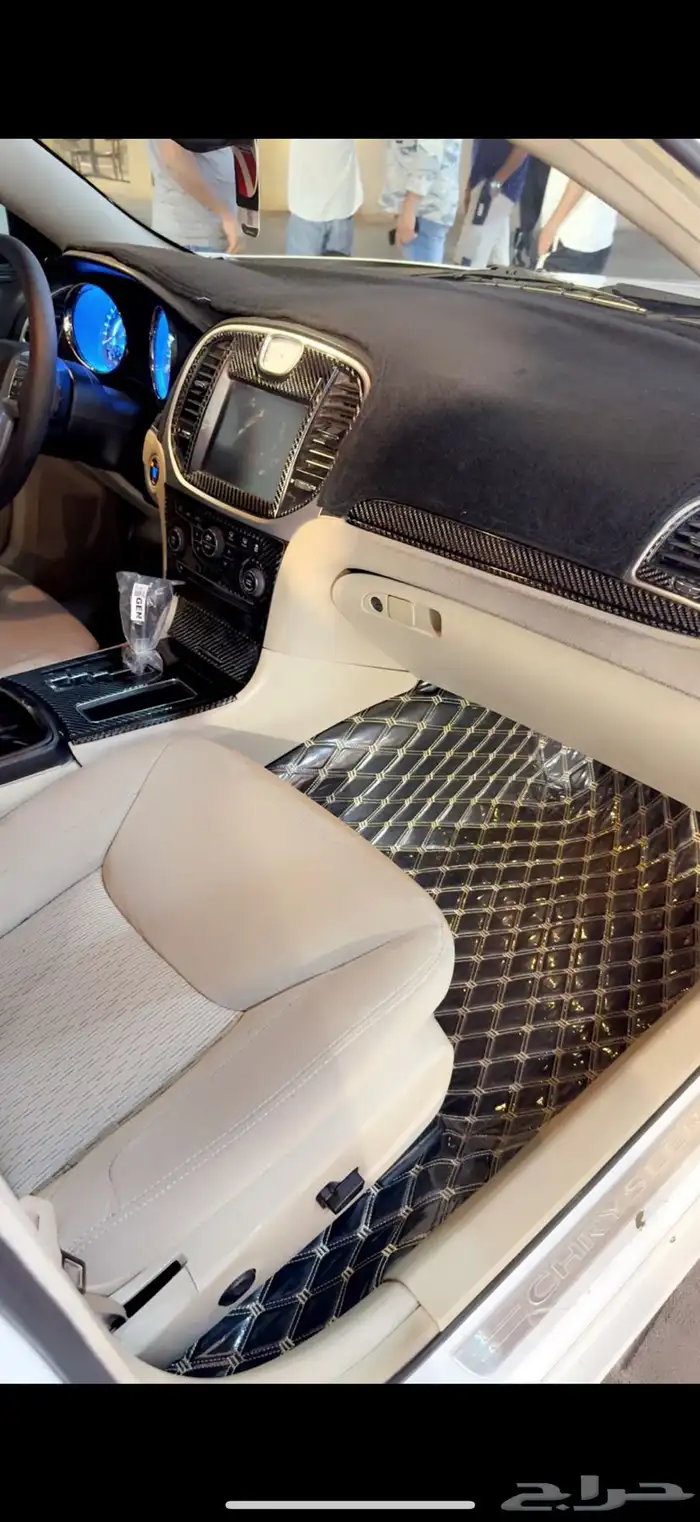 كرايزلر SRT 11