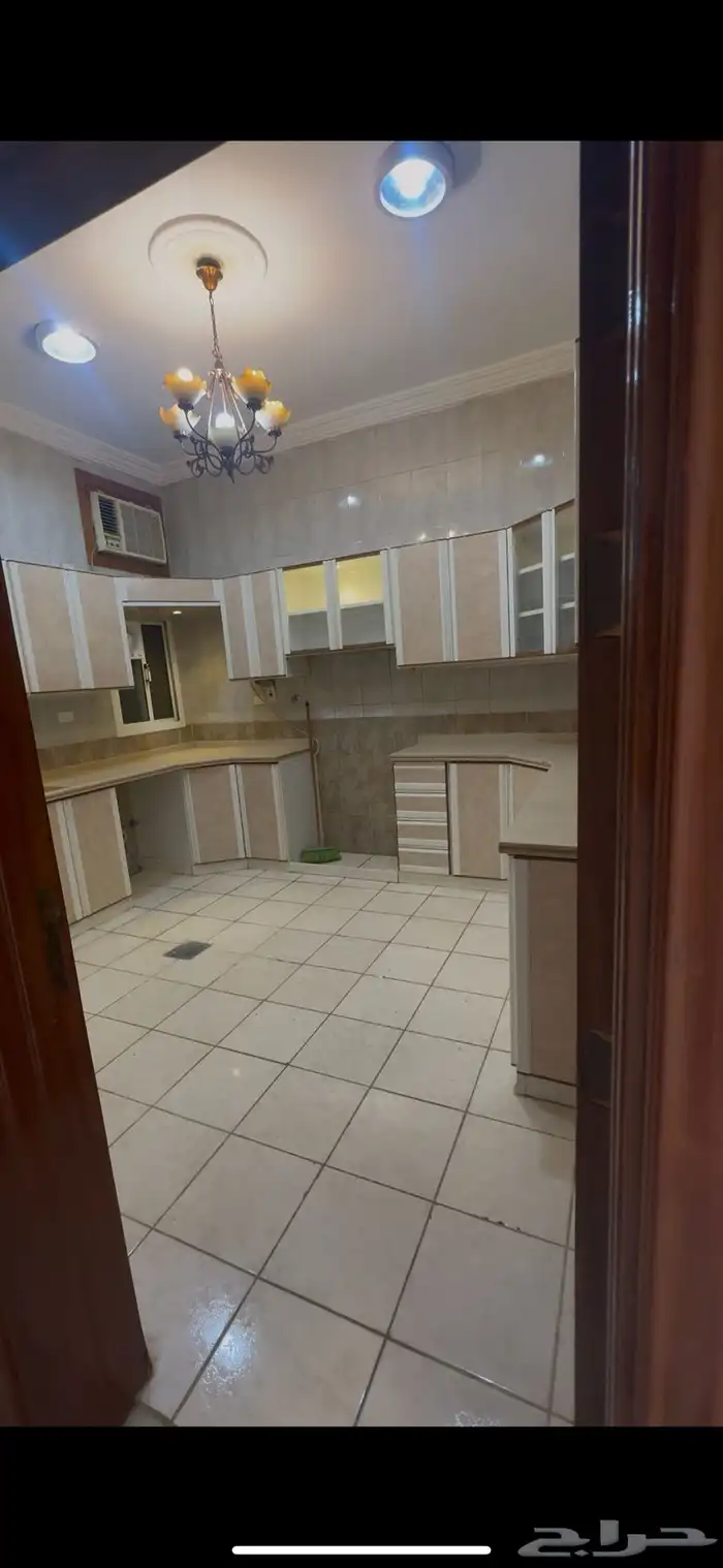 شقة للإيجار حي الحمراء شارع فلسطين 2