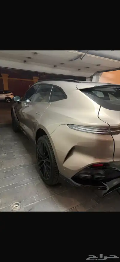 استون مارتن dbx707 للبيع index