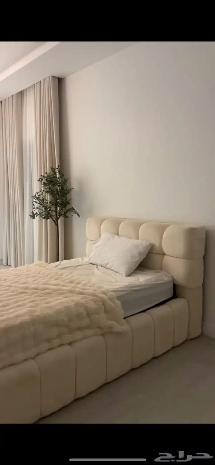 سرير نوم نفر ونص شبه جديد وضمان خمس سنوات 0