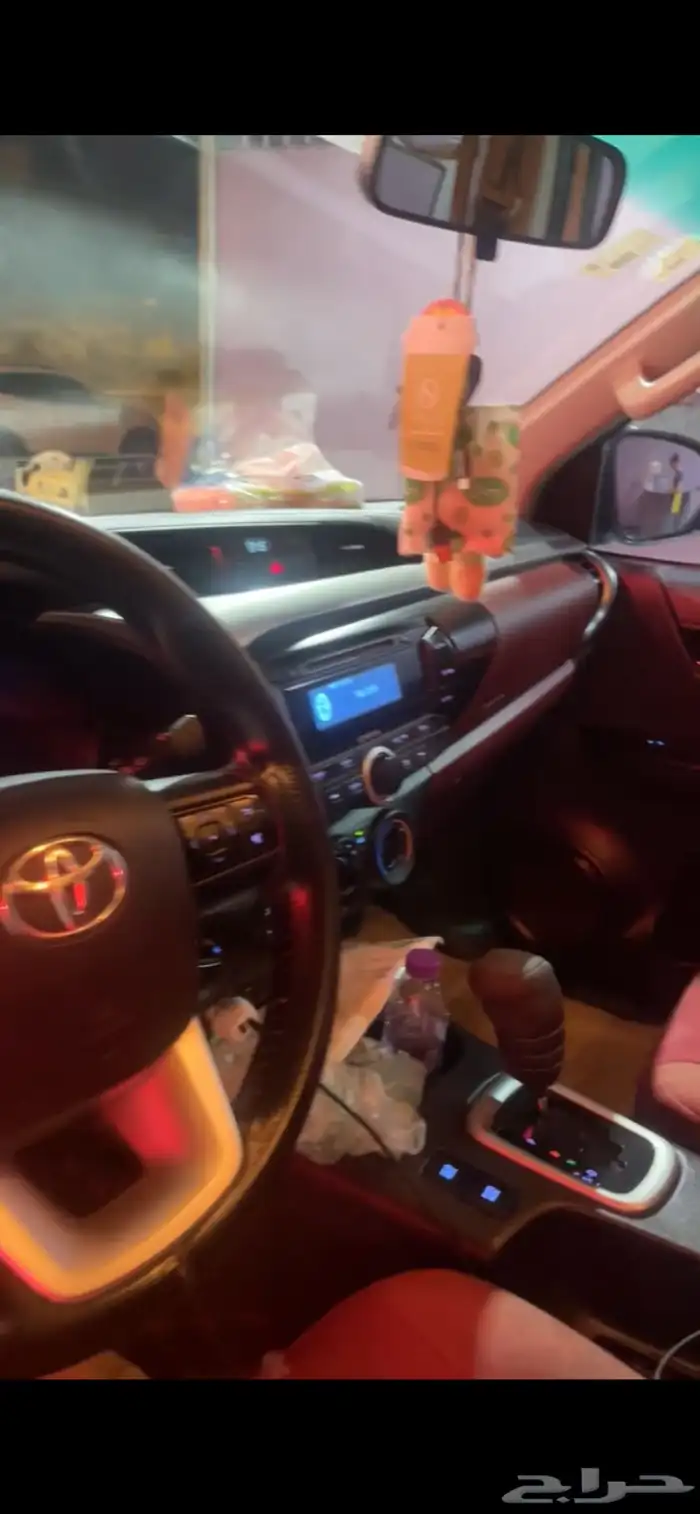 للبيع أو البدل المناسب   تويوتا هايلكس دبل تماتيك فل كامل 5