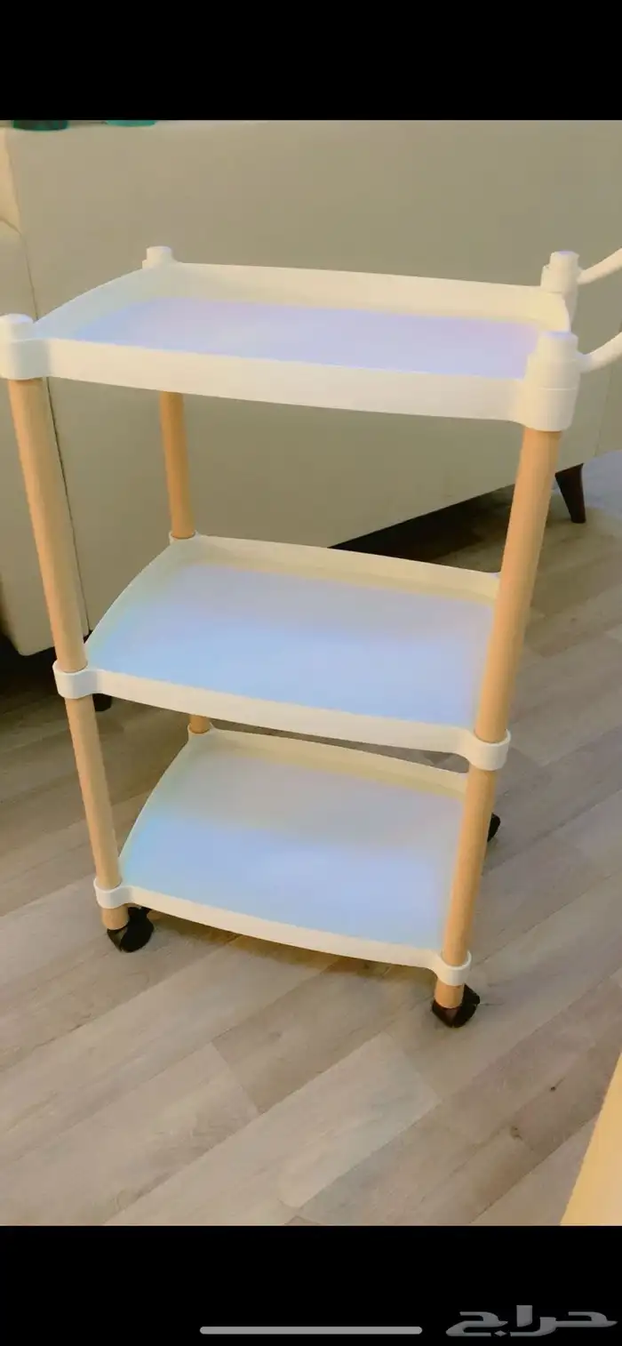 عربة خدمة بثلاثة أرفف 2