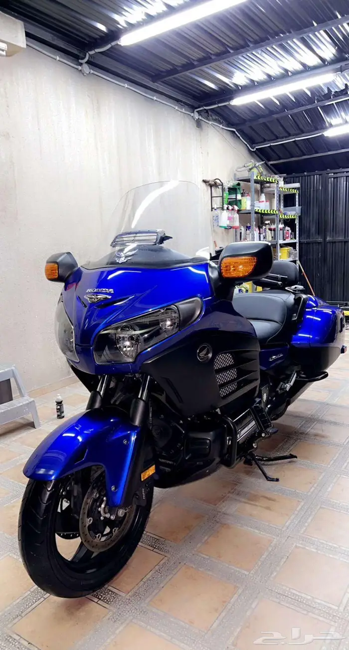 للبيع دراجه قولد F6B 0