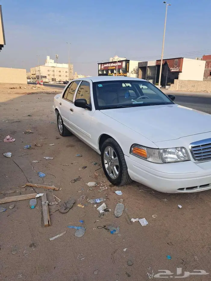 فورد كراون فكتوريا2010 1