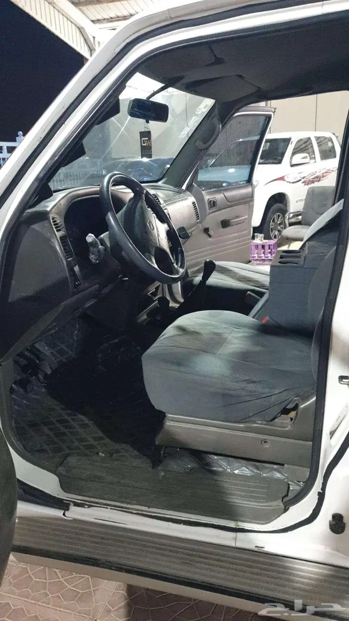 نيسان باترول ربع مديل 2000 - الخرج 1
