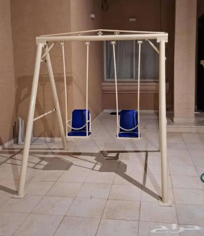 خبراء فن المراجيح والجلسات الحديدية والالعاب البلاستكية 2