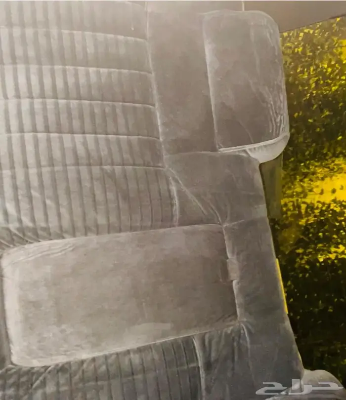 للبيع نيسان لوريل 2