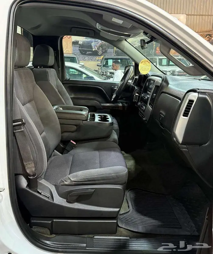 للبيع جمس سييرا 2018 فل كامل فئة Z71 سعودي ( عداد قليل ) 37