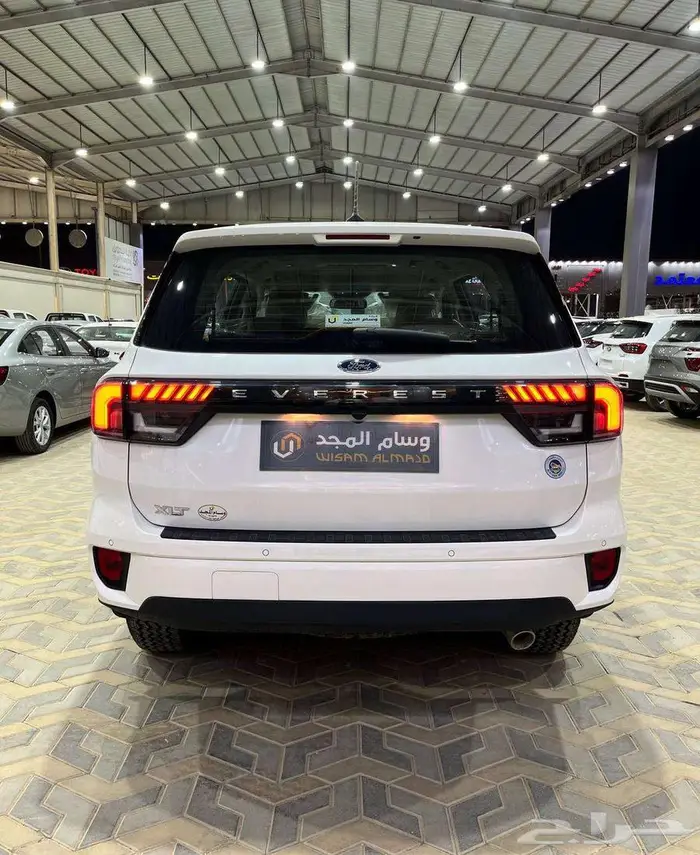 عرض خاص فورد ايفرست XLT نص فل موديل 2024 بطاقه جمركيه 5