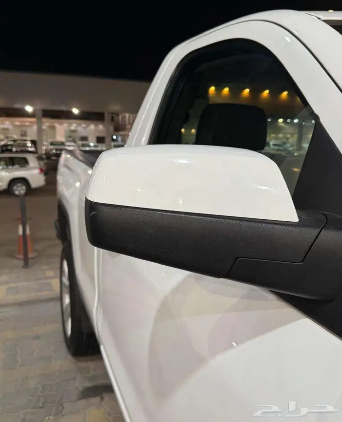 للبيع جمس سييرا 2018 فل كامل فئة Z71 سعودي ( عداد قليل ) 11