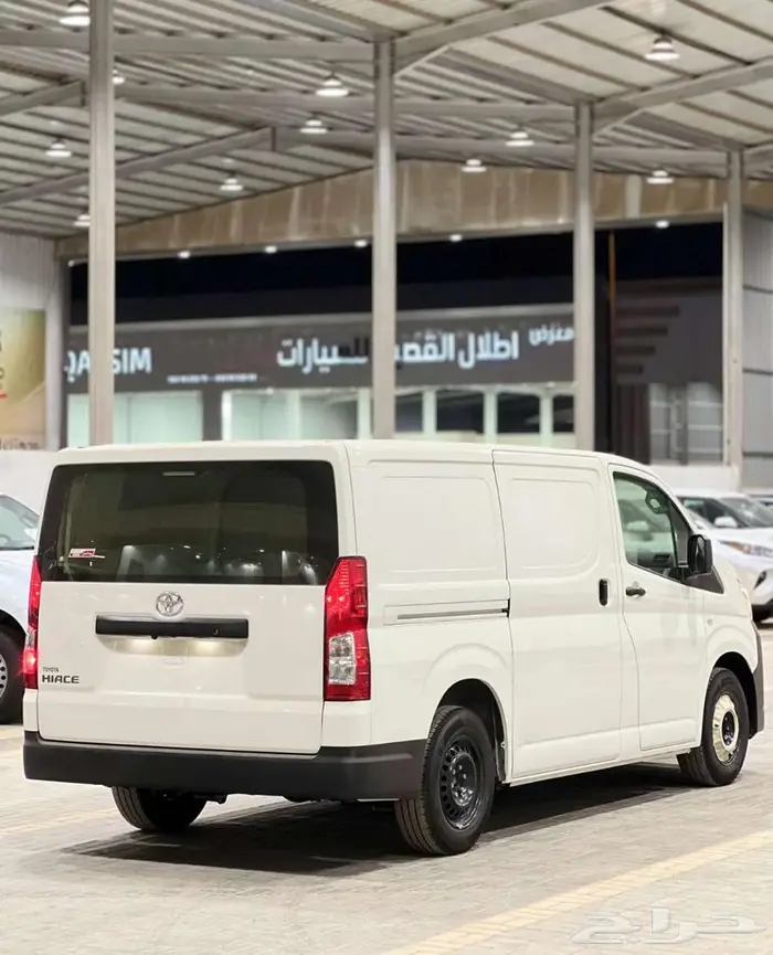 تويوتا باص هايس ديزل 2025 سقف عالي وسقف واطي جير عادي بنك 5