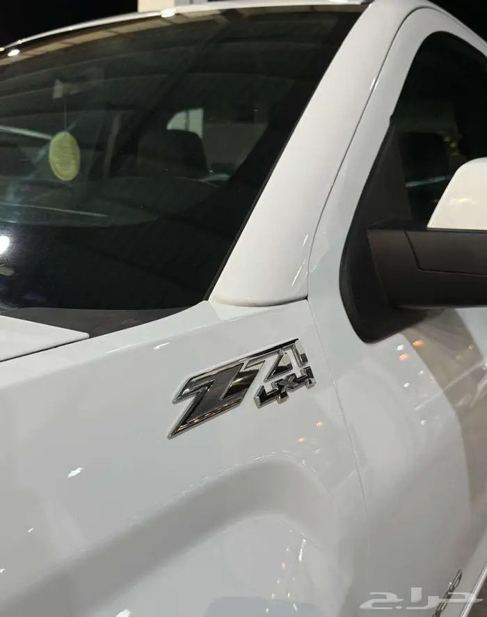 للبيع جمس سييرا 2018 فل كامل فئة Z71 سعودي ( عداد قليل ) 7