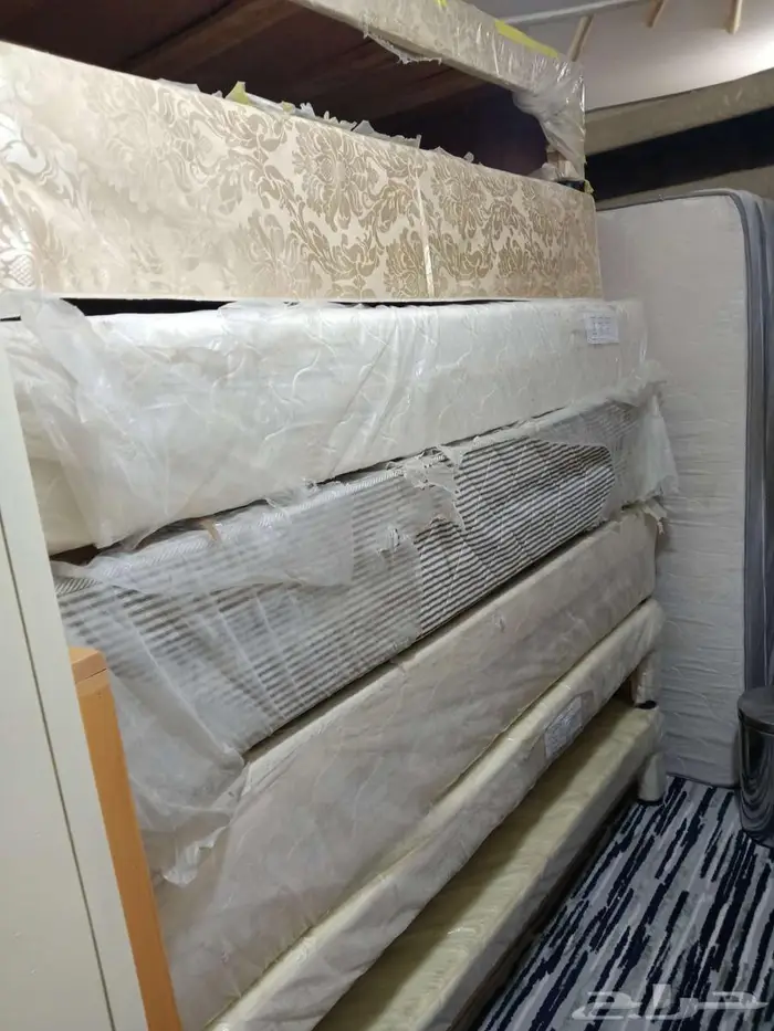 سرير بكس ومراتب نظيفه للبيع او الايجار قابل للتفاوض البسيط 1