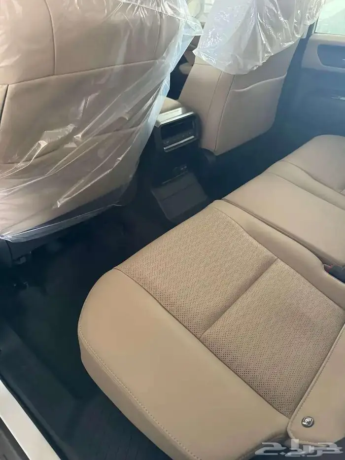 تويوتا برادو TXL3 بنزين موديل 2025 8