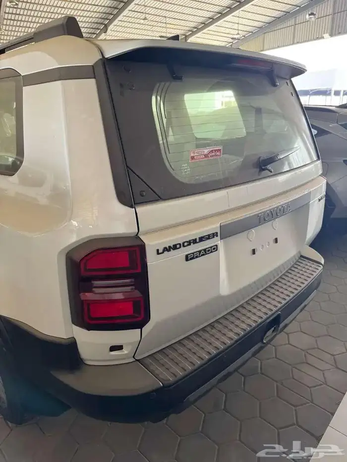 تويوتا برادو TXL3 بنزين موديل 2025 3