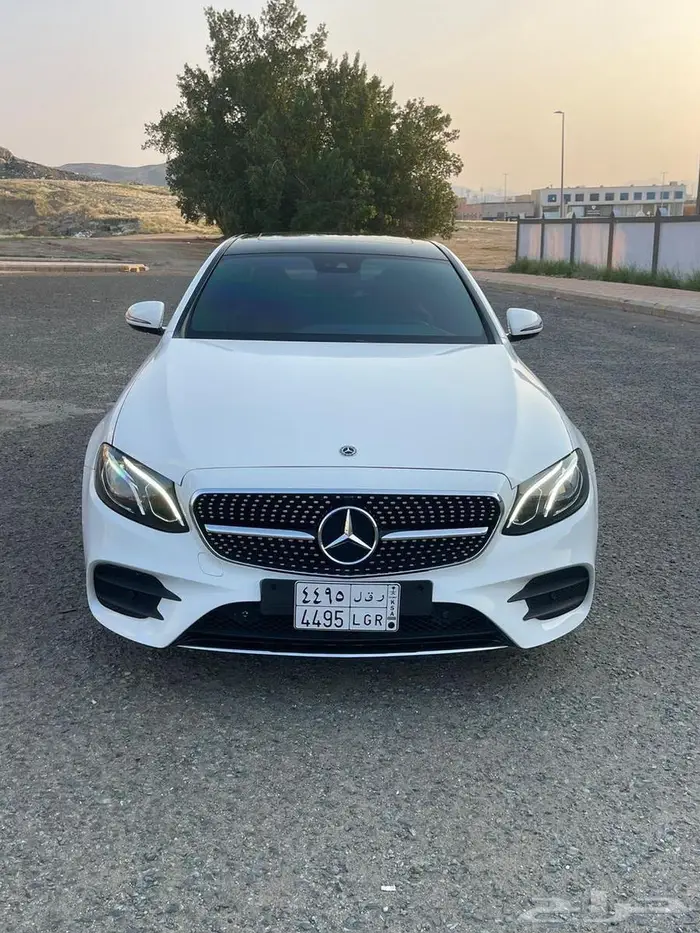 مرسيدس E300 2019 0