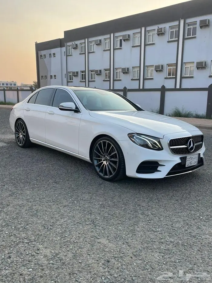 مرسيدس E300 2019 3