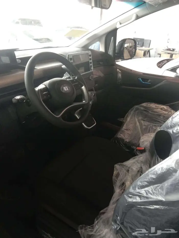 هونداي ستاريا 3.5 GL بنزين 9 ركاب 2026 17