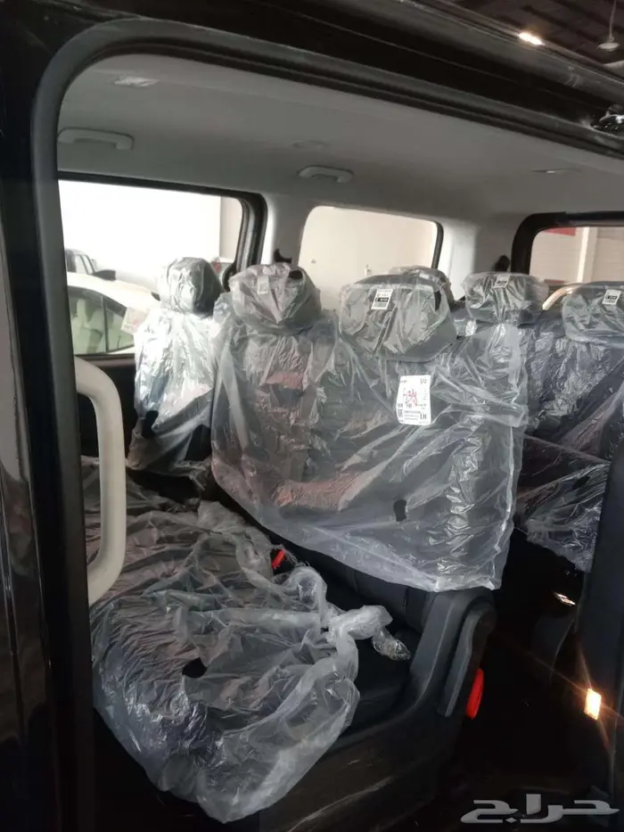 هونداي ستاريا 3.5 GL بنزين 9 ركاب 2026 16