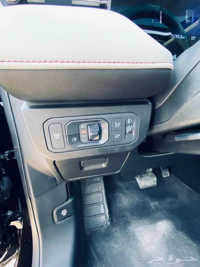 توروس أسود مالك أول 4