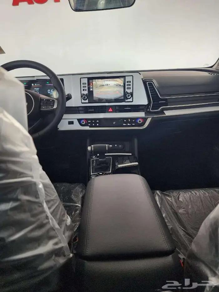 كيا سبورتاج 1.6 نص فل موديل 2025. 9