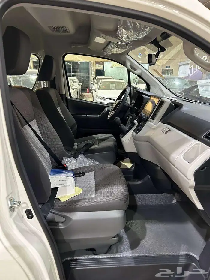 عرض خاص تويوتا هاي اس 13 راكب ديزل قير عادي موديل 2026 6