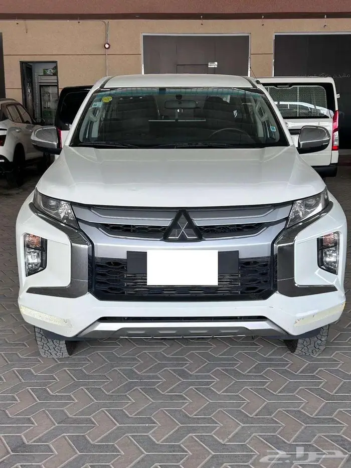 ميستوبيشي_L200_دبل _2022 0