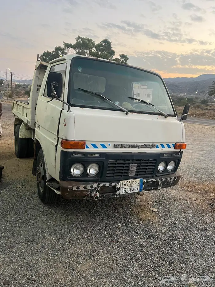 قلاب ديهاتسو 84 نضيف 0